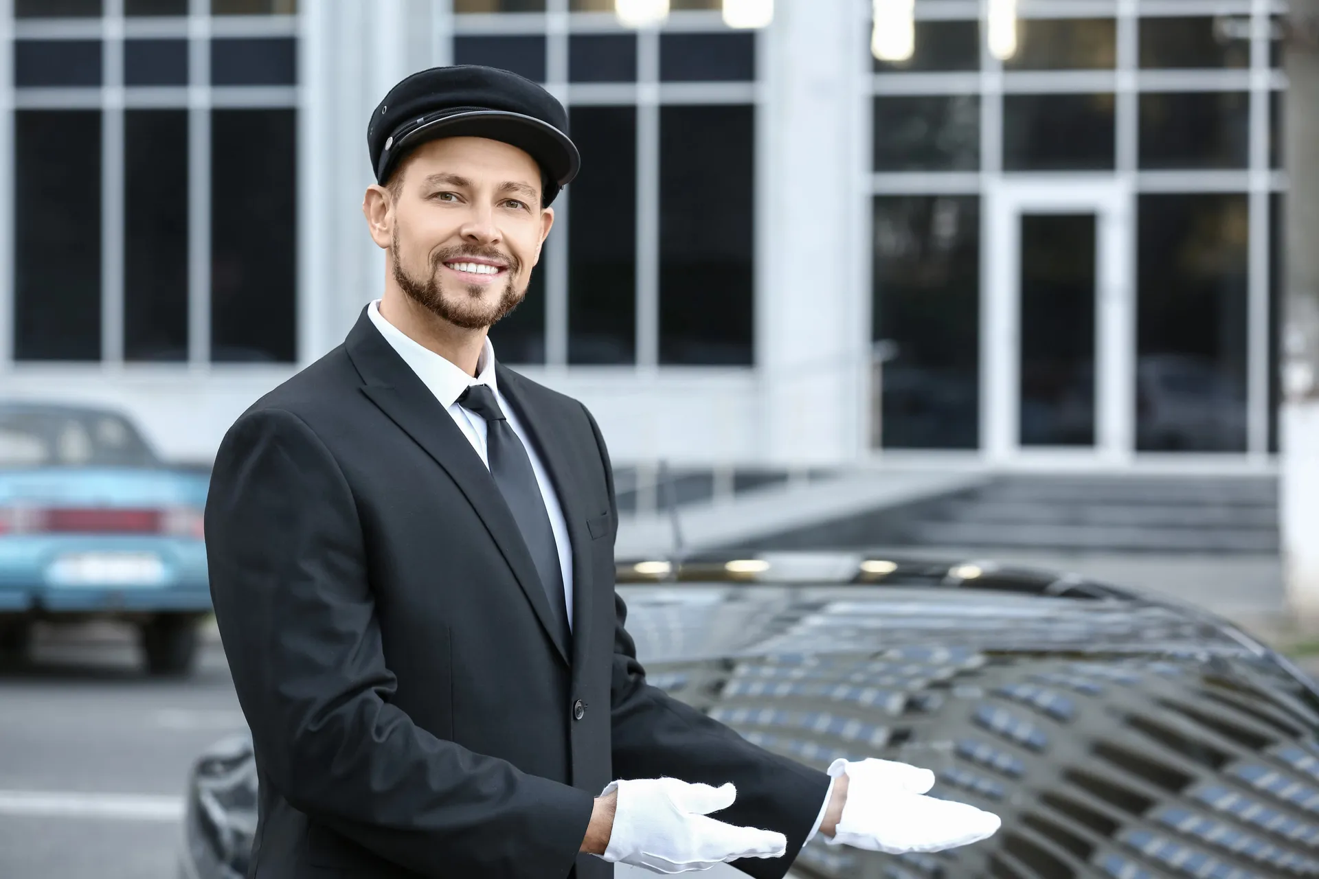 Executive chauffeur service London - Mercedes E-Class and V-Class luxury vehicles